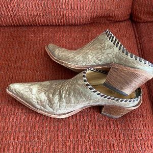 Corral brand clog boots, soft sage green with brown etched pattern 2 inch heel